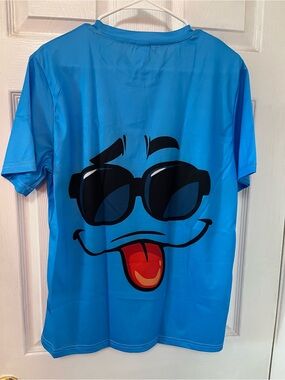 Blue Graphic Men’s T-Shirt with Sunglasses Face Print
